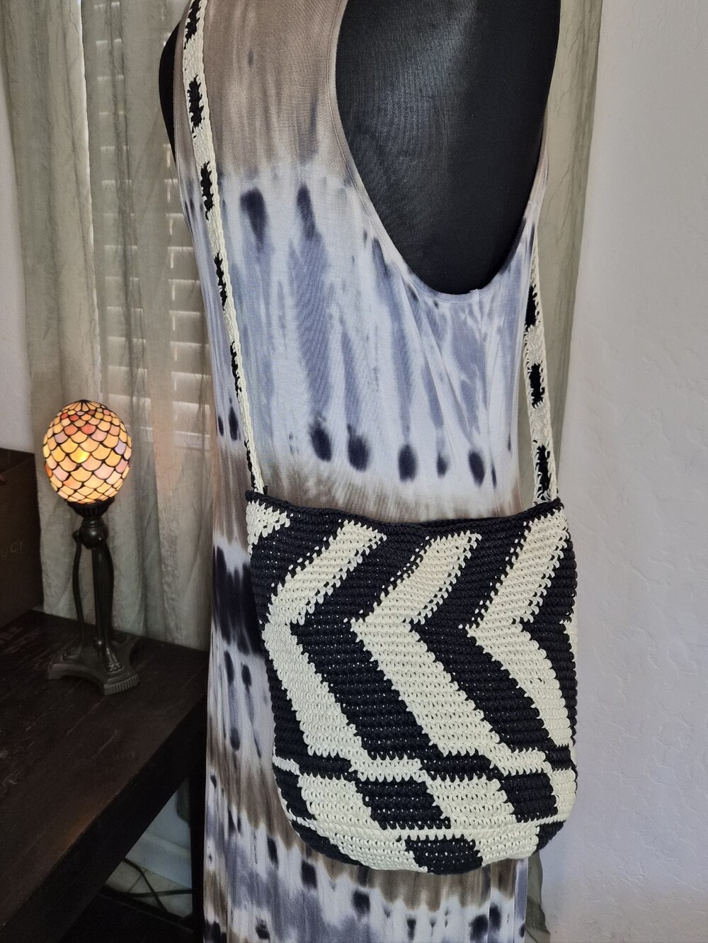 Black & Cream Hand-Crochet Chevron Boho Crossbody Bag EUC